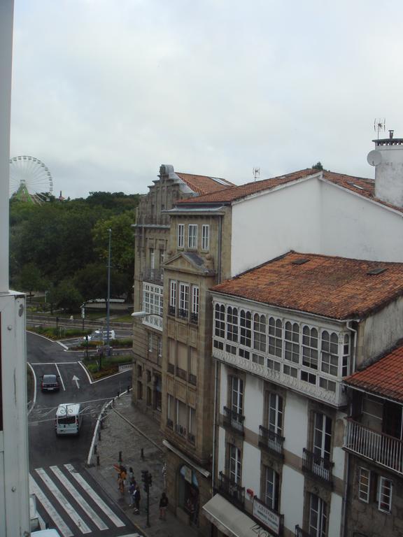 Hostal Pension "Centro" 圣地亚哥－德孔波斯特拉 外观 照片